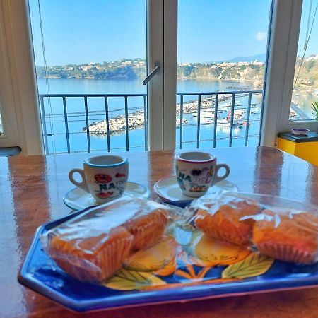 Apartamento La Casa Azzurra Procida Exterior foto