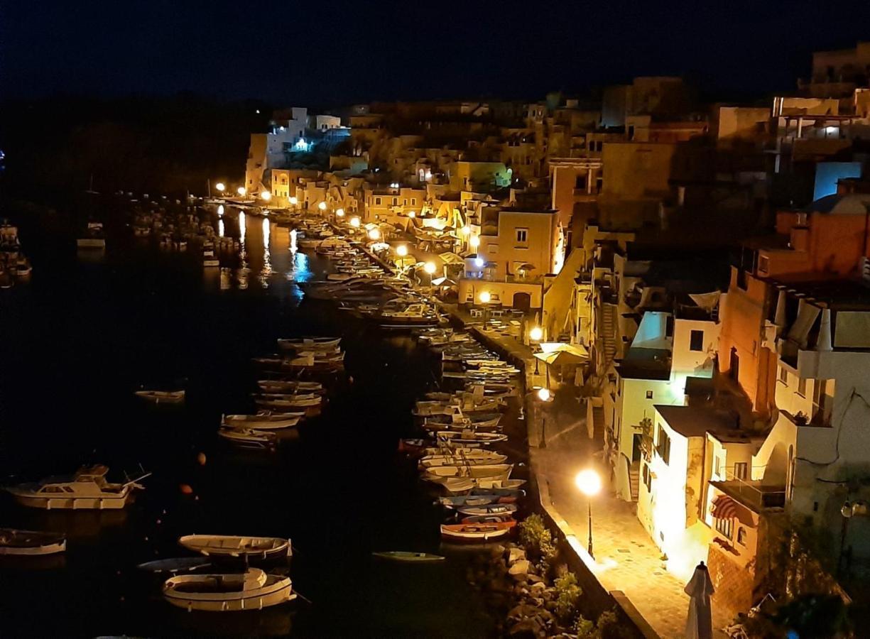 Apartamento La Casa Azzurra Procida Exterior foto