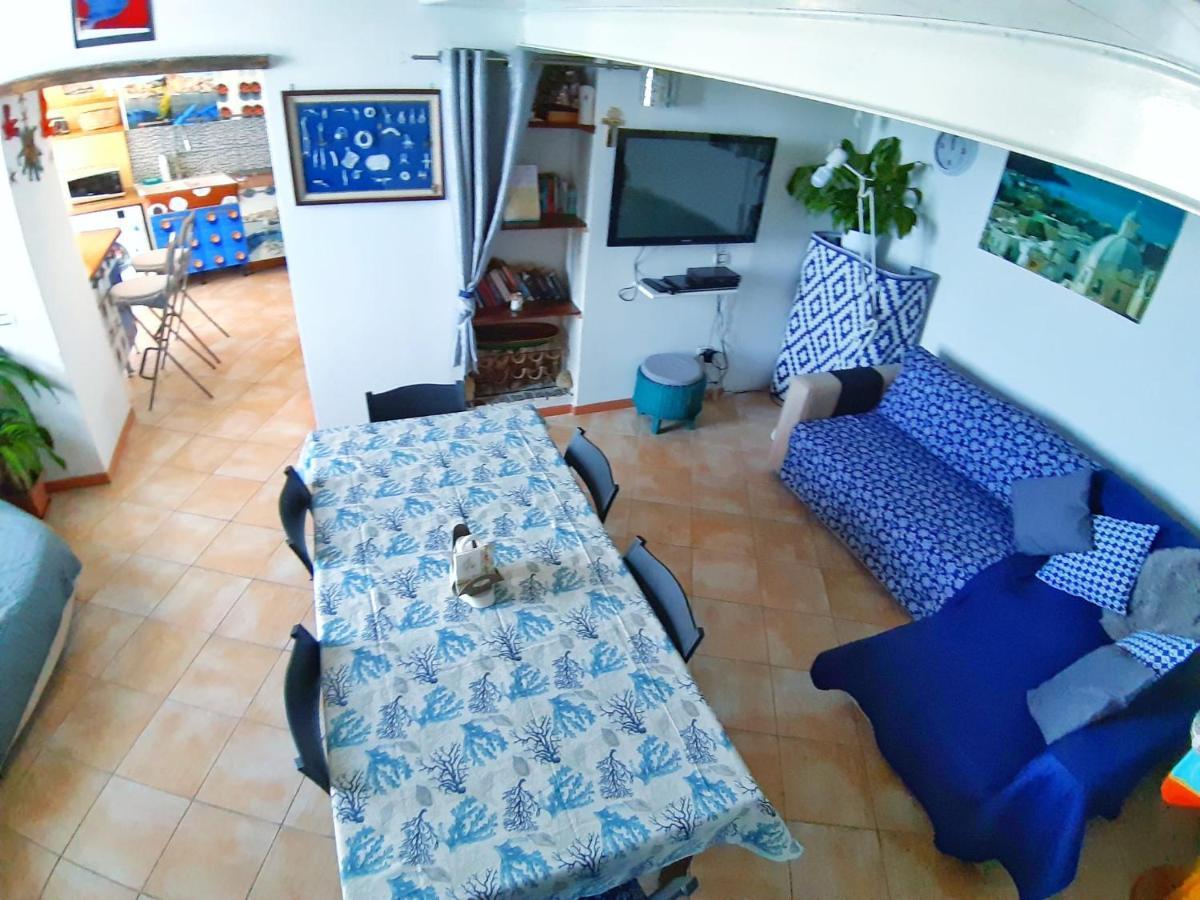 Apartamento La Casa Azzurra Procida Exterior foto