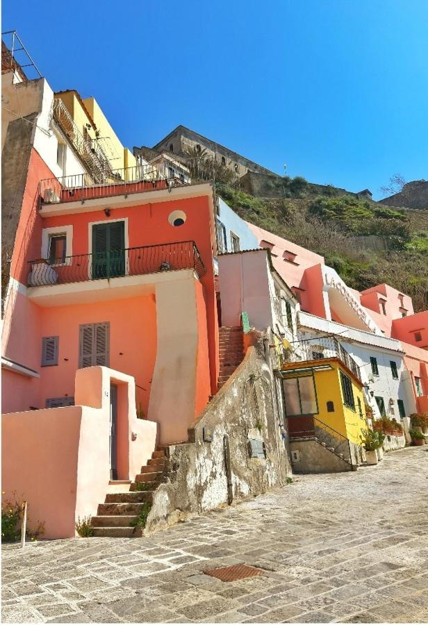 Apartamento La Casa Azzurra Procida Exterior foto